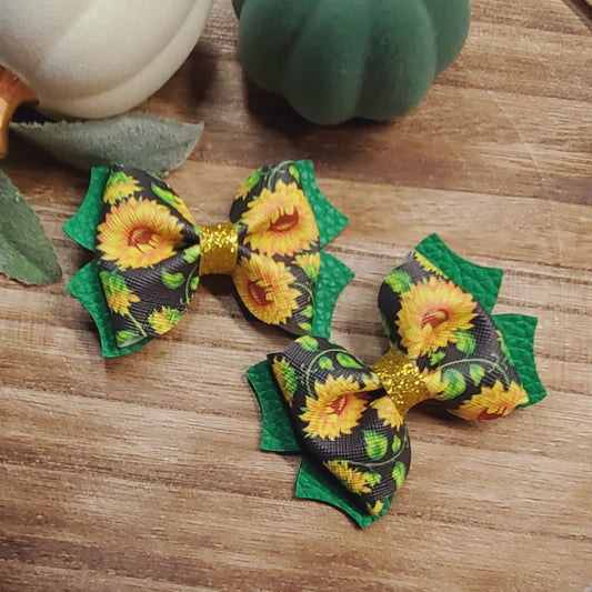 Green tail sunflower pigtail set